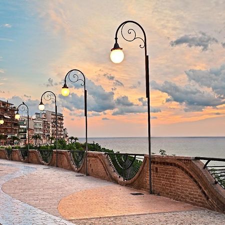 Il Clandestino Hotel Ortona Kültér fotó